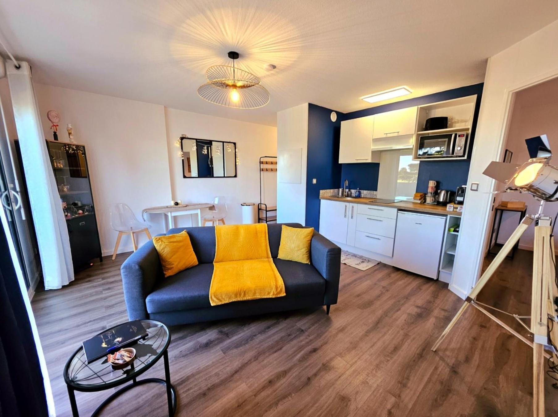 Appartement Residentiel Avec Parking/Proche Centre Angoulême Eksteriør billede