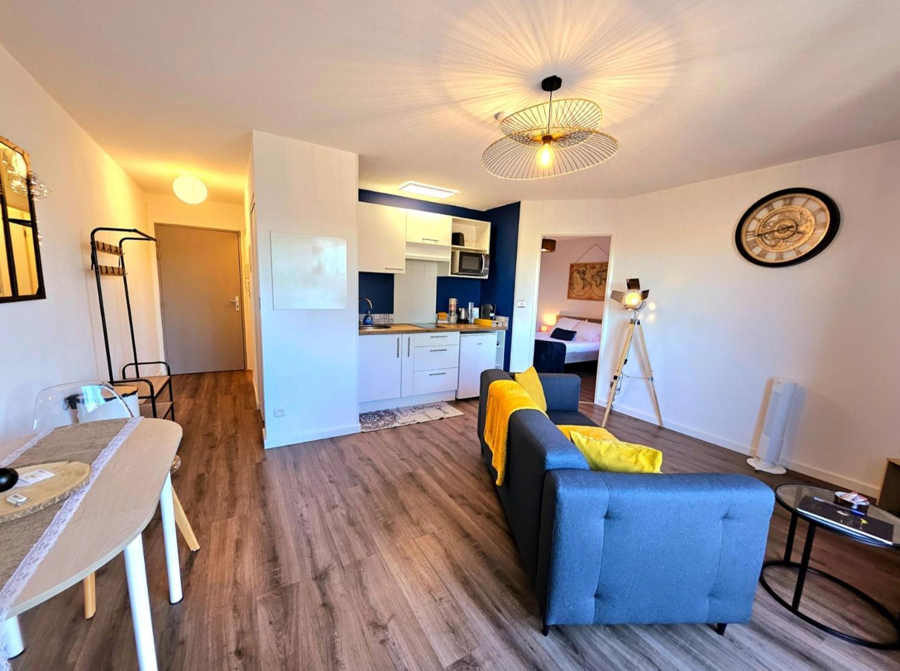 Appartement Residentiel Avec Parking/Proche Centre Angoulême Eksteriør billede